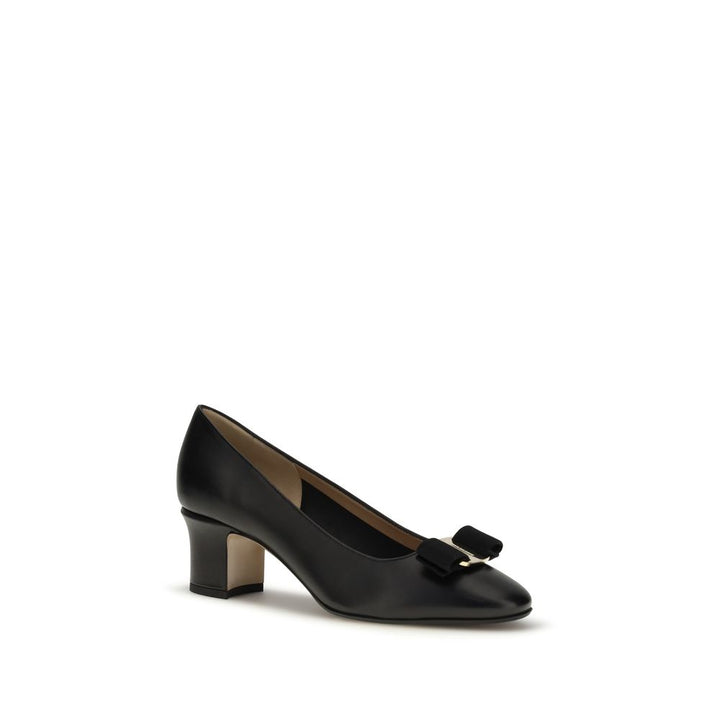 Black Calf Leather Bos Taurus Pumps Ferragamo