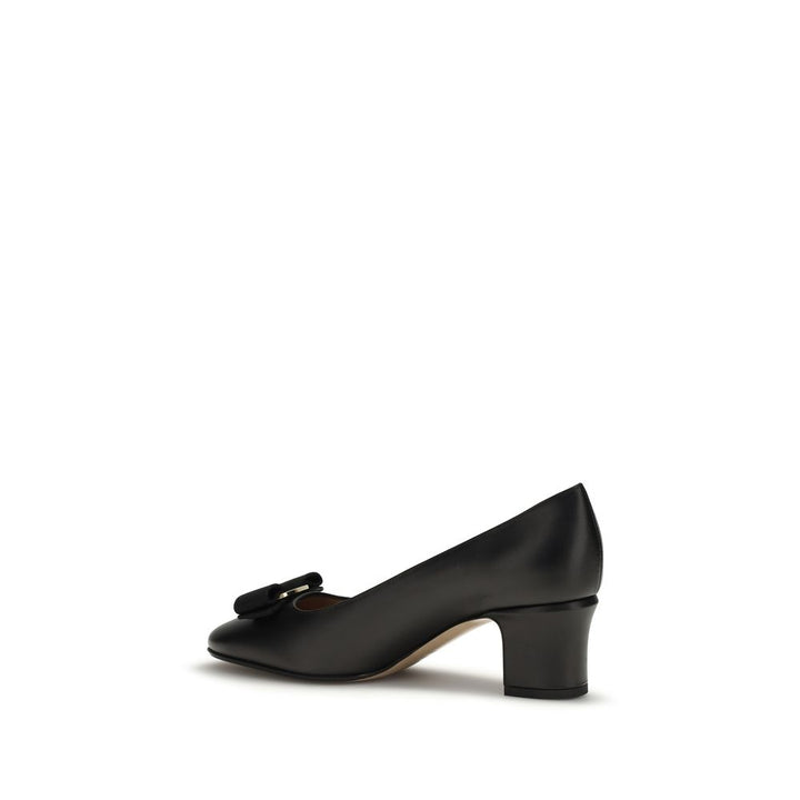 Black Calf Leather Bos Taurus Pumps Ferragamo