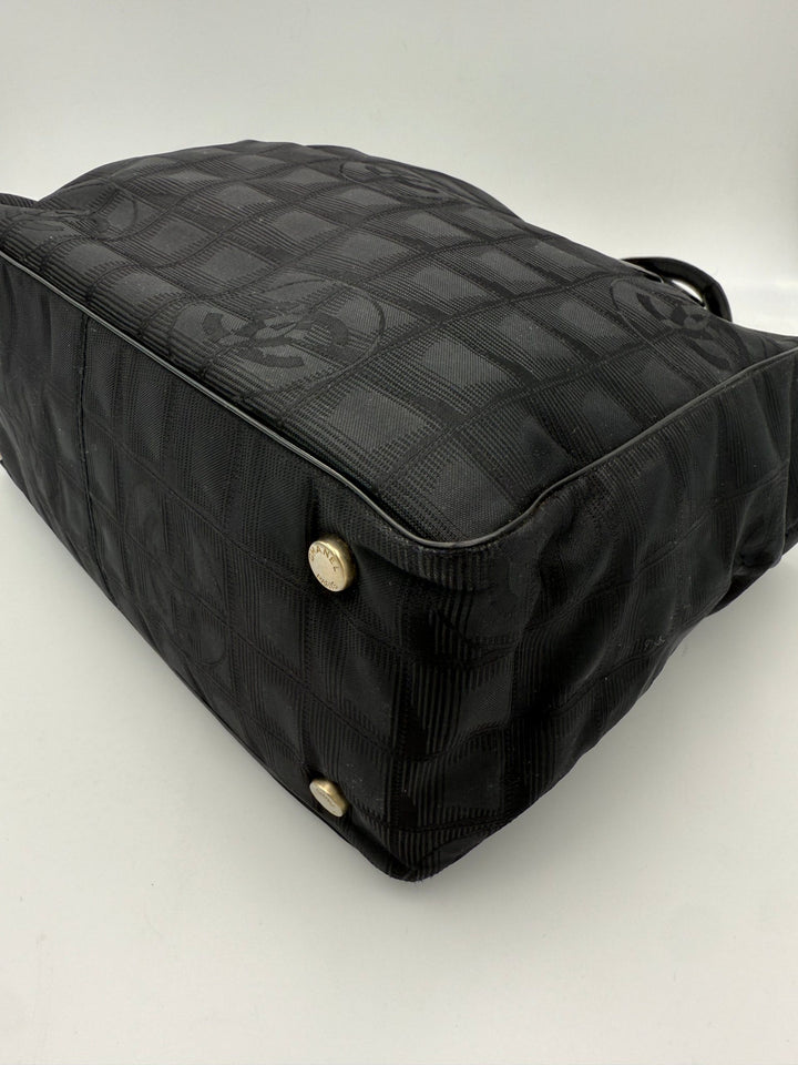 CHANEL Shopping Black Leather and Fabric Tote Bag Chanel