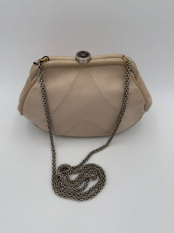 CHANEL Pochette with Hidden Chain Handbag Chanel