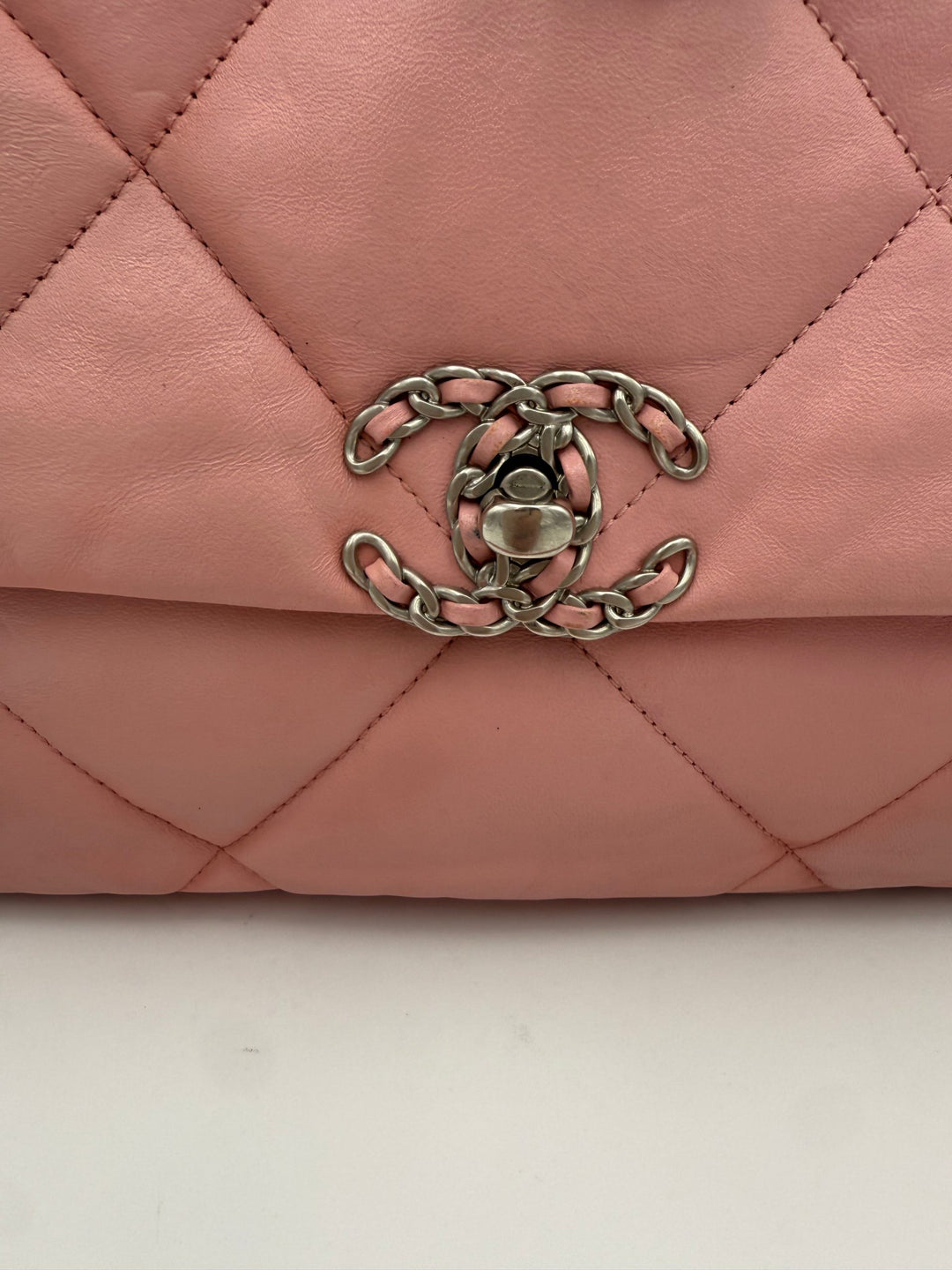 CHANEL 19 Medium Pink Handbag Chanel