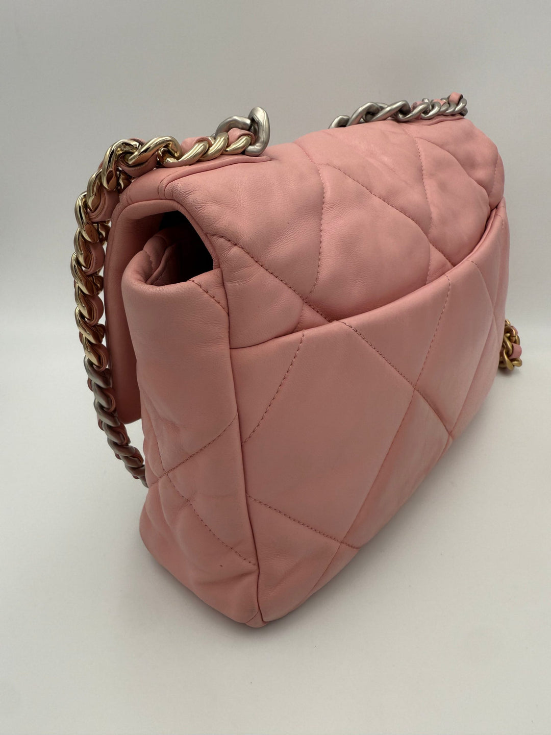 CHANEL 19 Medium Pink Handbag Chanel