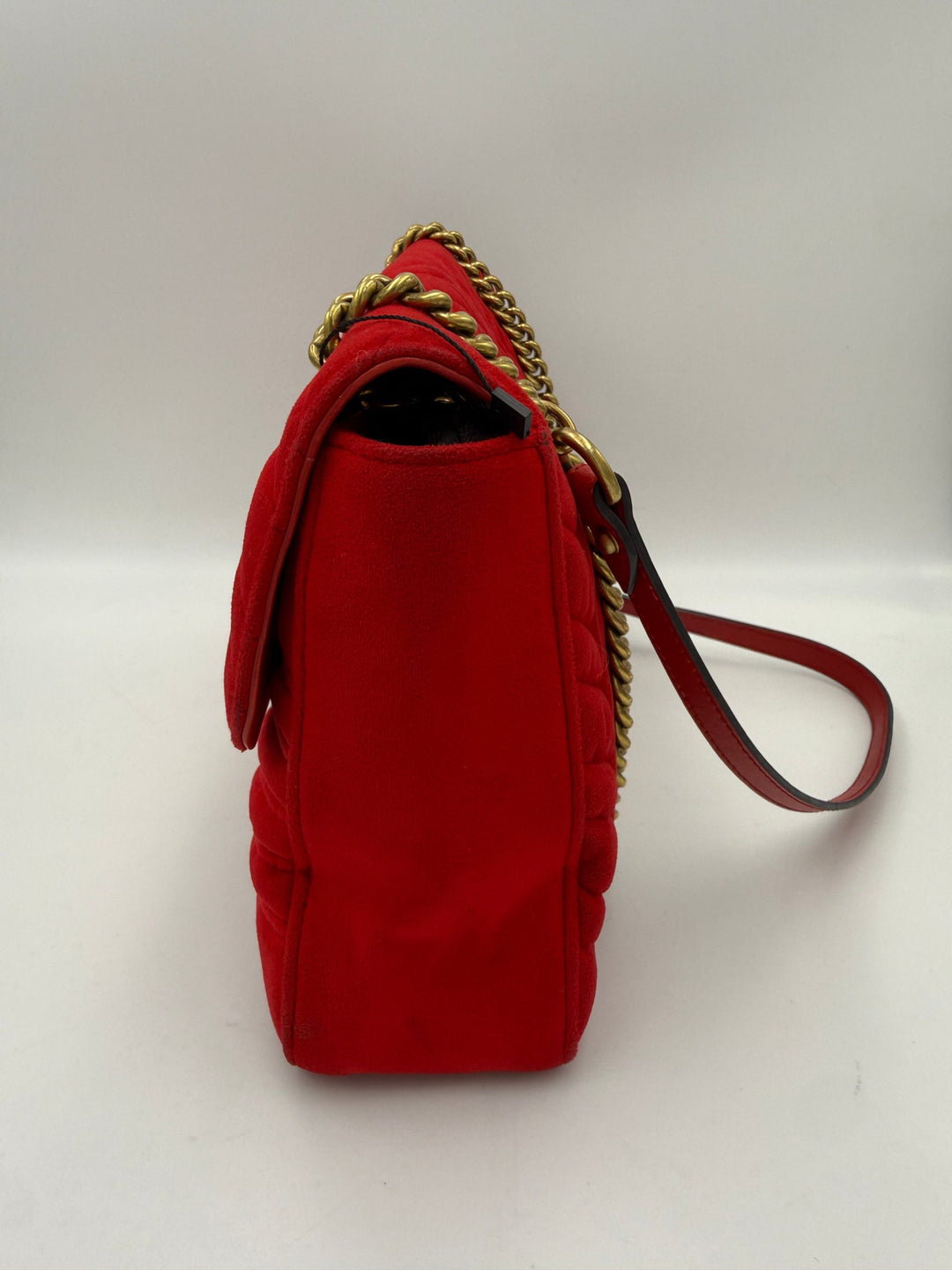 GUCCI MARMONT Red Velvet Handbag Gucci