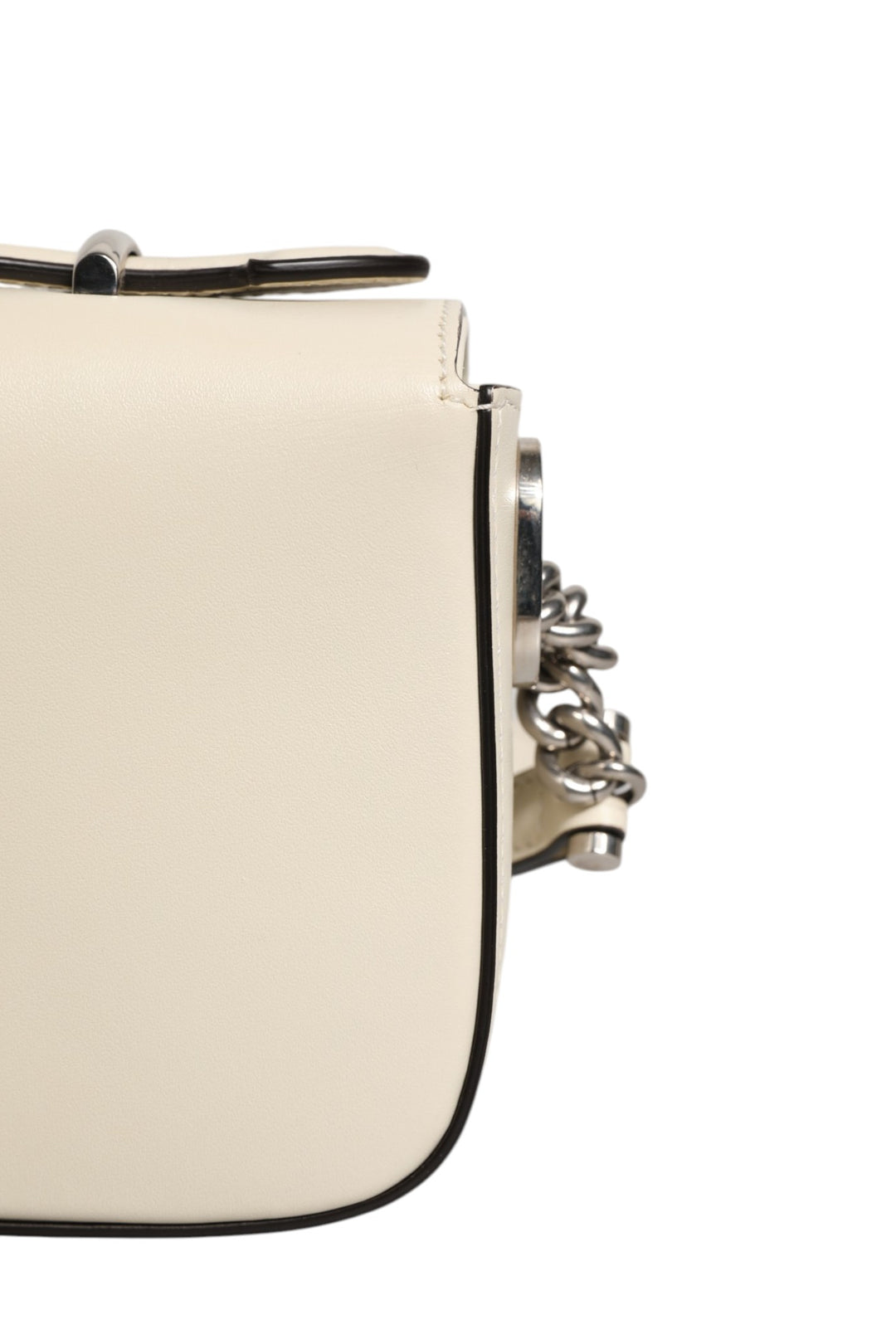 Petite GG Flap Shoulder Bag Gucci