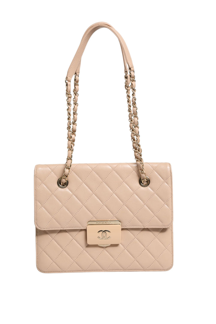 Quilted Leather Beauty Lock Flap Bag Chanel
