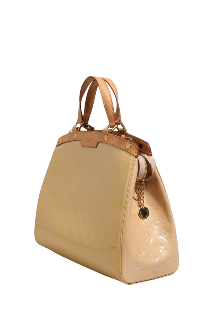 Monogram Vernis Brea MM Beige Poudre Louis Vuitton