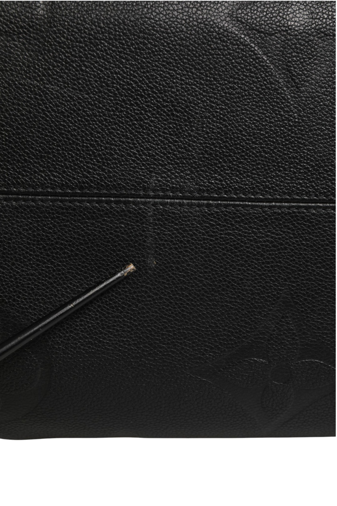 OnTheGo GM Monogram Empreinte Leather Louis Vuitton