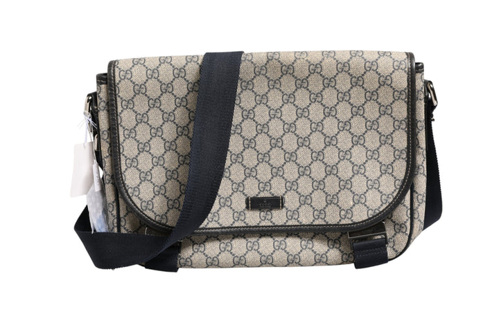 Gucci GG Supreme Messenger Bag Gucci