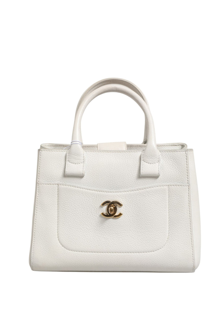 Neo Executive Tote Chanel