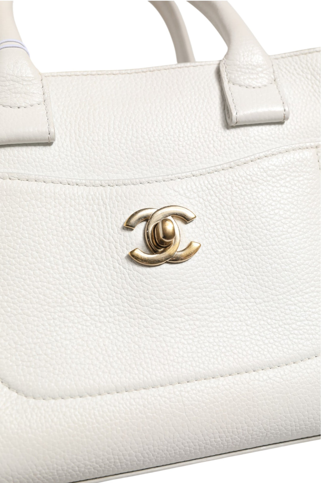 Neo Executive Tote Chanel