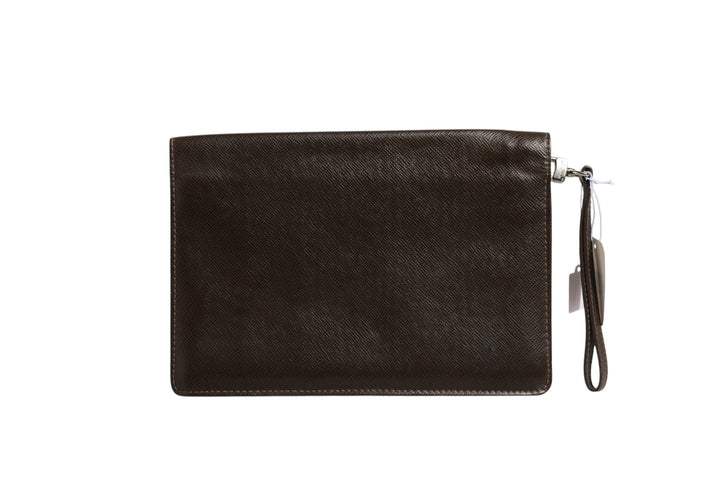 Belaia Clutch Taiga Leather Louis Vuitton