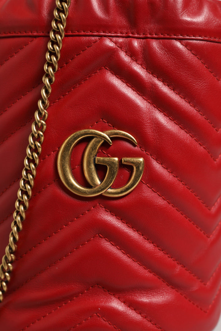 Red Chevron-quilted Calfskin Leather GG Marmont Bucket Bag Gucci