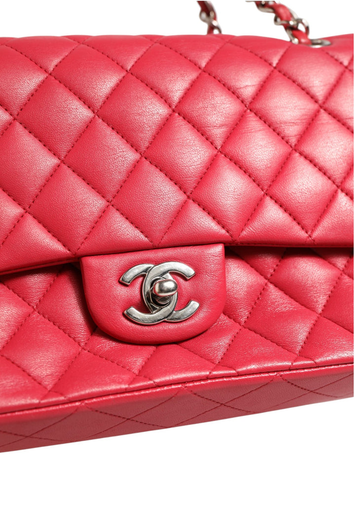 Classic 25 Medium Flap Bag Chanel