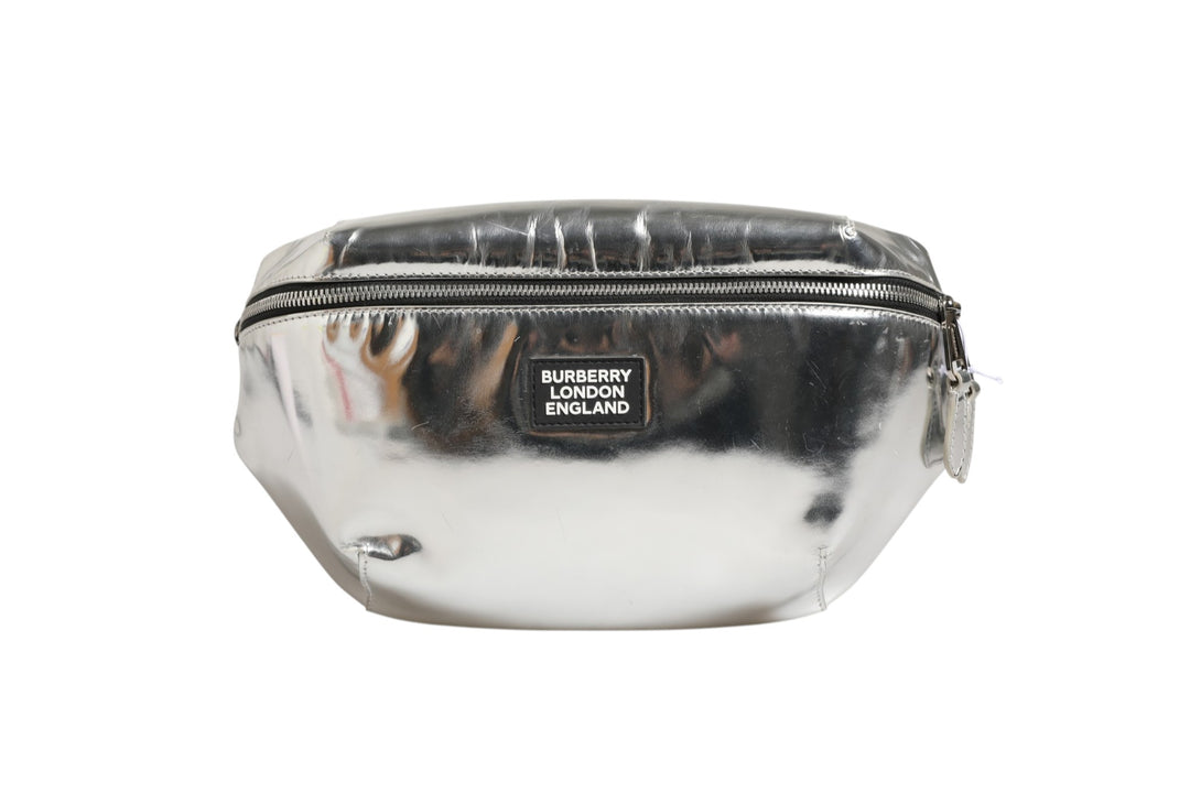 Belt bag Silver in Synthetic Burberry