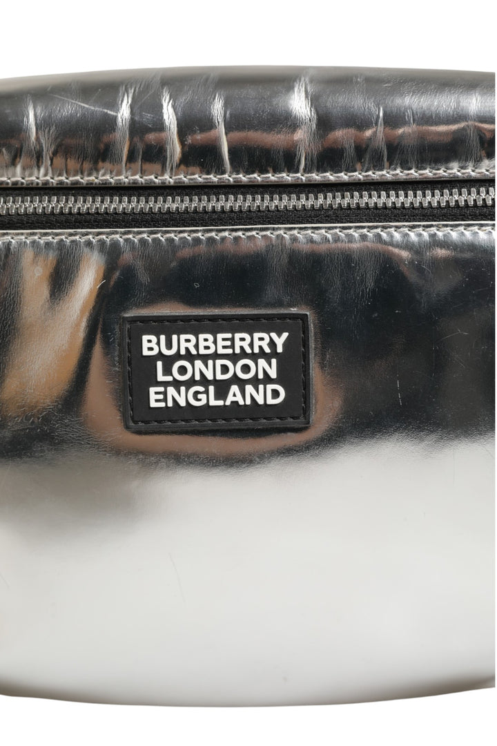 Belt bag Silver in Synthetic Burberry