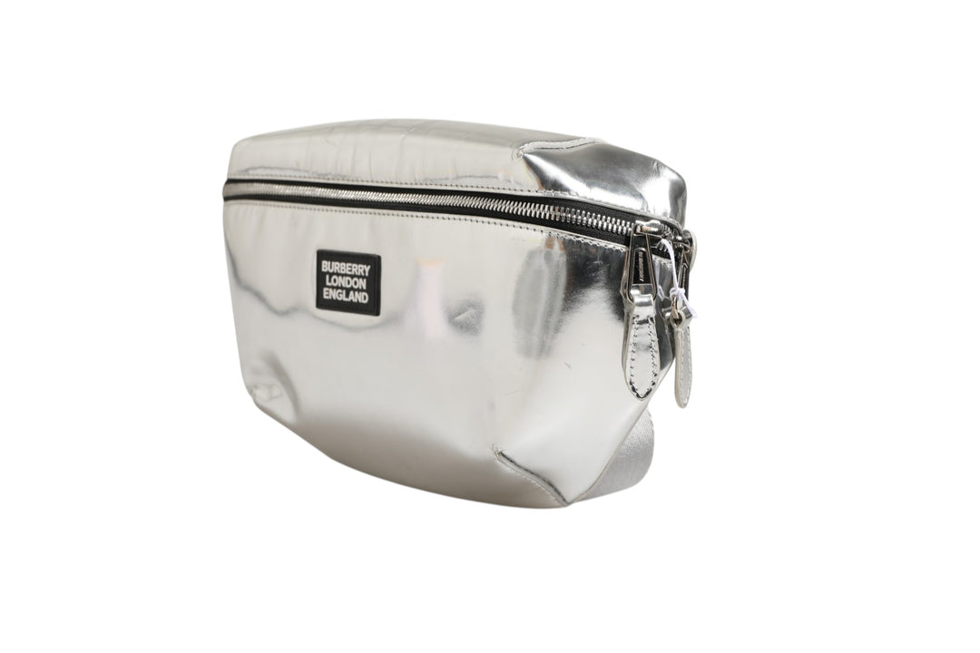 Belt bag Silver in Synthetic Burberry