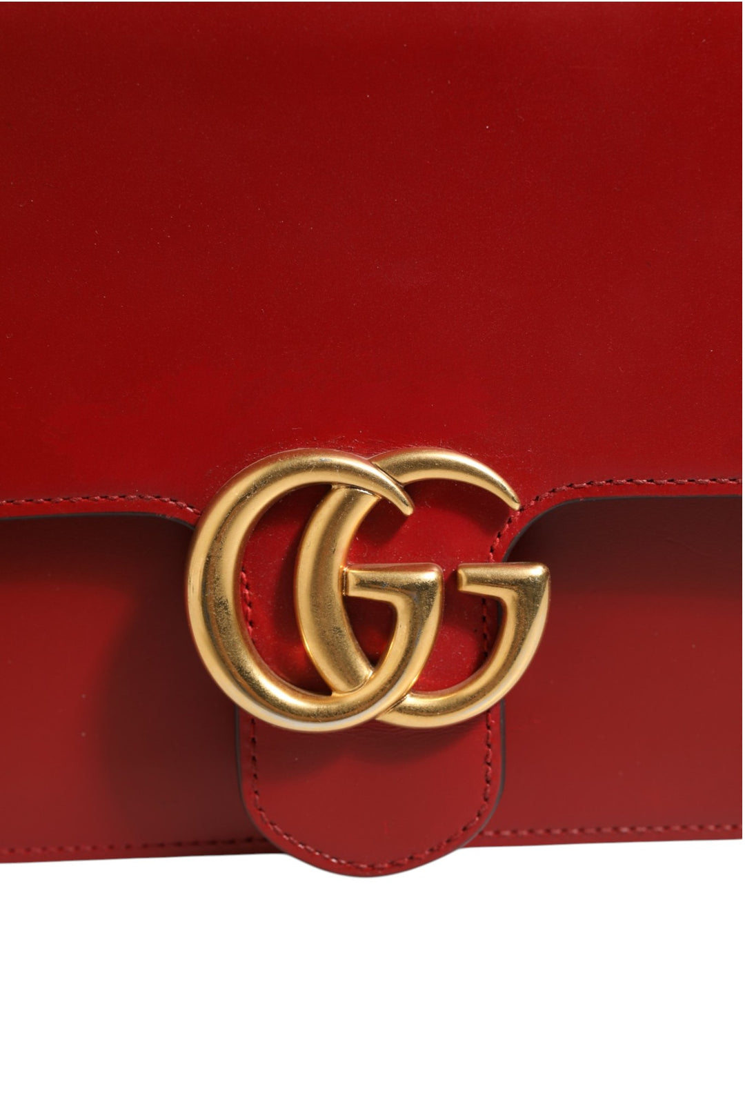 Marmont small shoulder bag in Rosso Ancora red leather Gucci