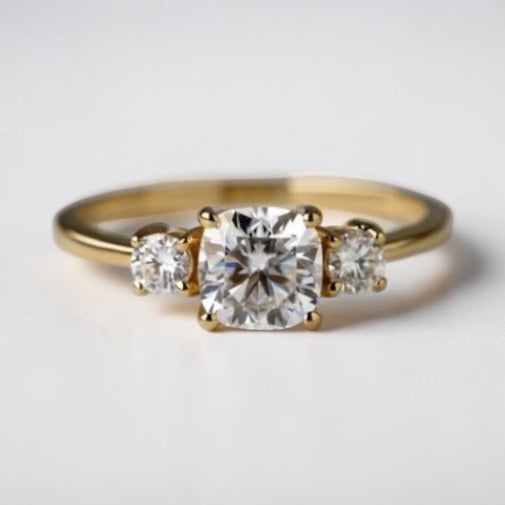 14k yellow gold, 1.5 carat center lg diamond center stone the layla edit.